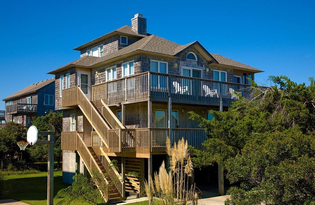 Spacieuse maison familiale à Frisco! Vue sur la mer avec écran dans le bain à remous, WiFi