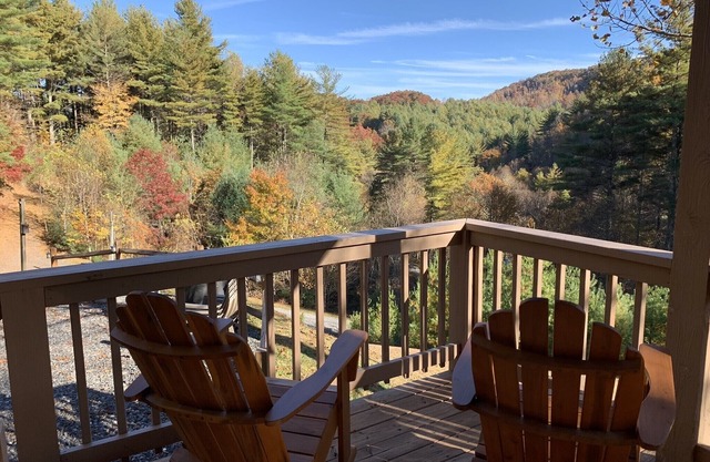 SPRING SPECIAL — Book 2 nights 3rd FREE — LOG CABIN with Privacy+ Firepit