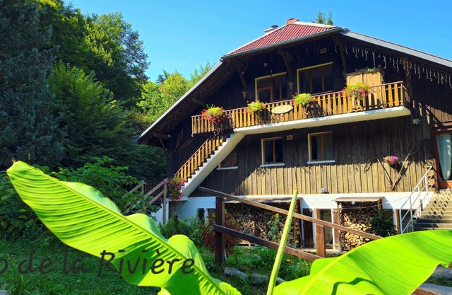 Location été/hiver, appartement cosy Haute-Savoie - lieu paisible - amis/famille