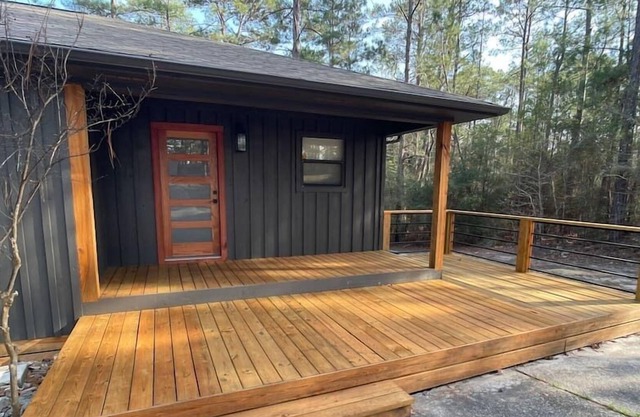 Summerhouse at Rayburn