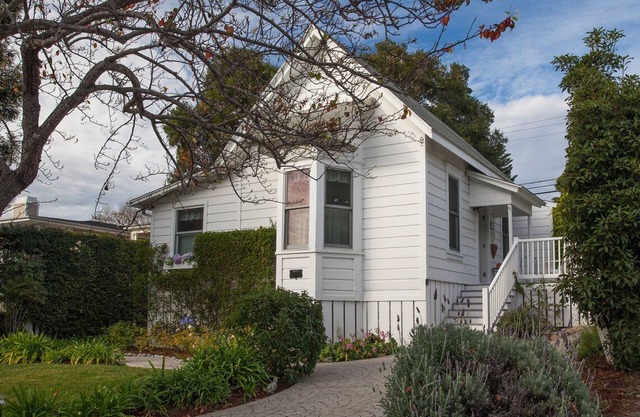 Summerland Stagecoach Cottage - Un trésor historique à Summerland