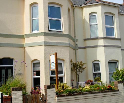 Summerwind Guest House