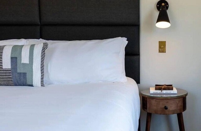 Summit Lofts, View of Mt Shasta, King Bed, #205