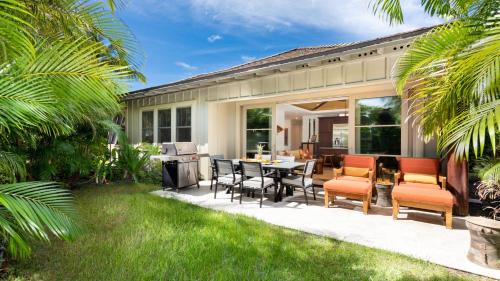 SUN COTTAGE Bright 3BR KaMilo Home Close to Pool