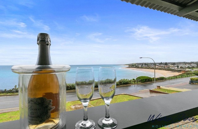 Sun Daze by Wine Coast Holiday Rentals
