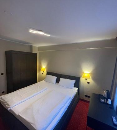 Sun Hotel