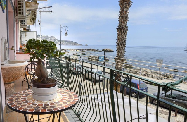 SUN SEA HOUSE TAORMINA