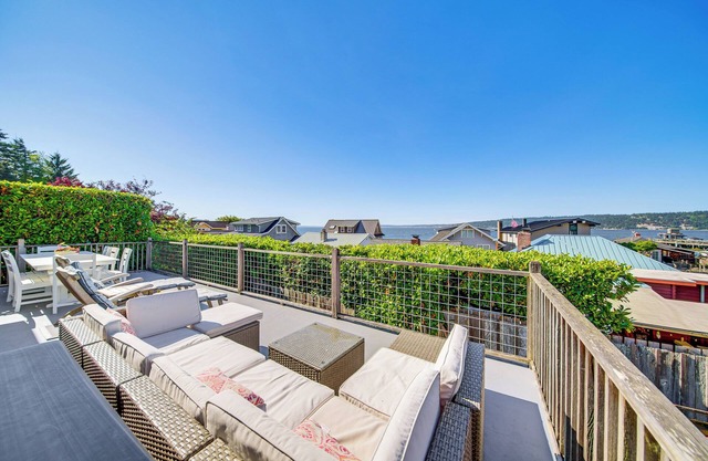 Sun-Soaked Sandy Point Haven w/ Beach Access!