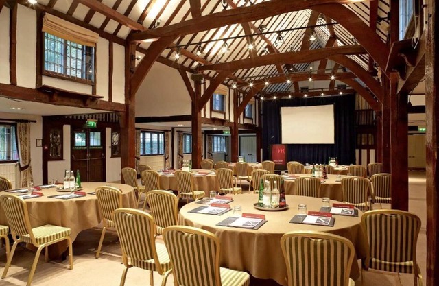 Sunday Box Hill Burford Bridge Hotel