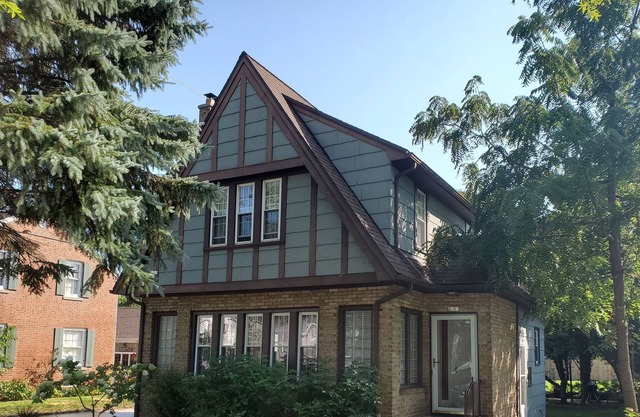 Social distance at SunDaze; Close to Sheboygans Downtown, Lakefront, and Harbor!