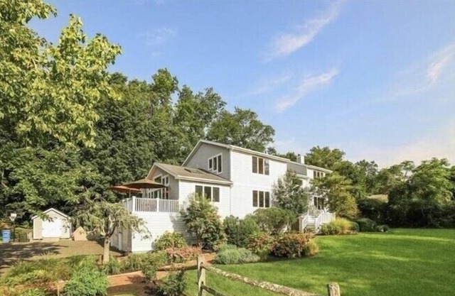 Sundrenched 5 BR Home w/ Private Dock Near Beaches