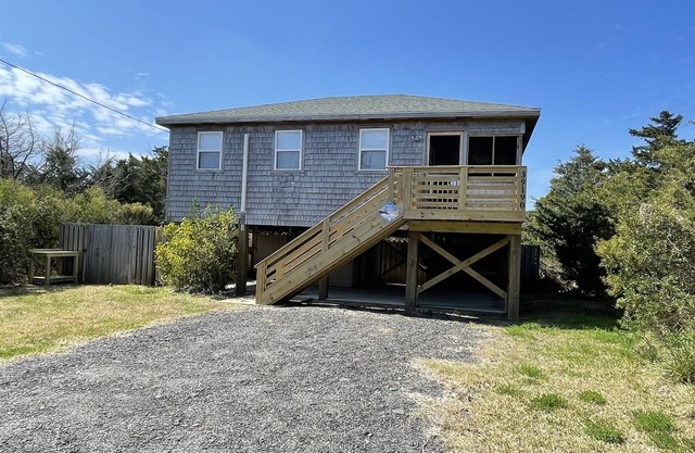 Sunfish Cove is a cute and quaint cottage perfect for a small family or a couple.
