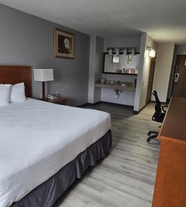 Sunflower Hotel