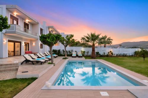 Sunlight Villa Mit Beheiztem Pool