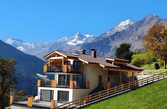 "Sunnseitn Lodge Apt Moutainsuite" avec jacuzzi chauffé, sauna infrarouge, terrasse panoramique