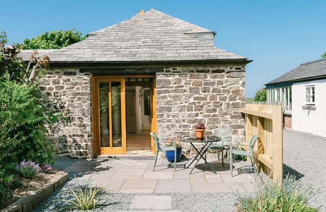 Sunny Coastal Barn