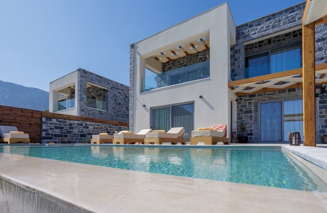 Sunny Drops Blue Villa by Estia