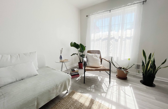 Sunny Modern 3-Bedroom Duplex w/Outdoor Garden 2 Blocks From Coney Island Beach