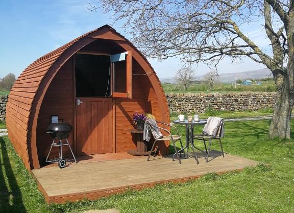 Sunny Mount Glamping Pod
