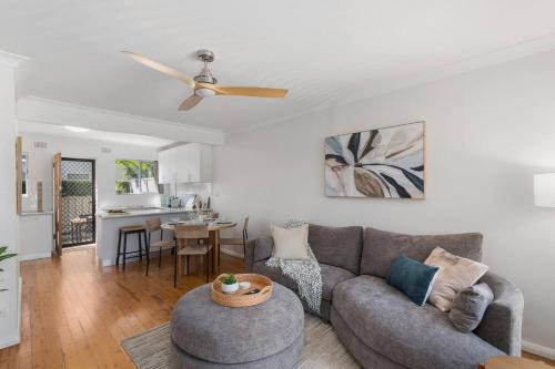 Sunny Shores Escape - Breezy Days near Surf Beaches