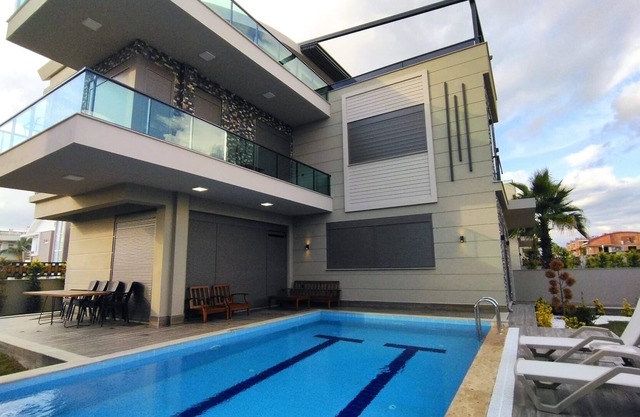Radim Luxury Villa