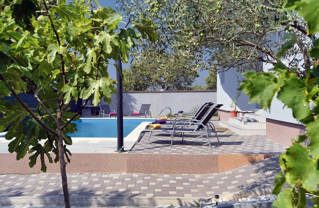 Villa ensoleillée avec piscine privée