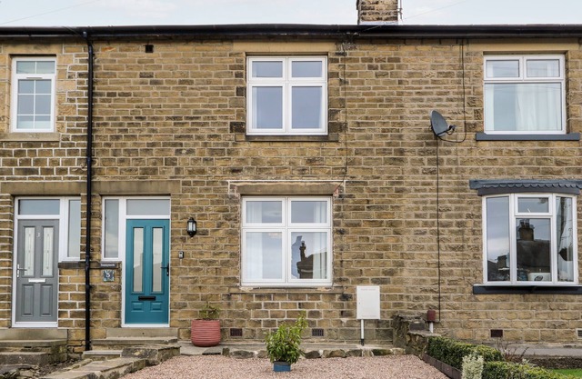 SUNNYMEDE, family friendly, with a garden in Silsden