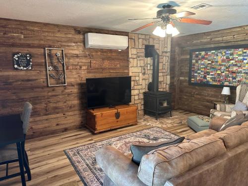 Sunnyside Cabin