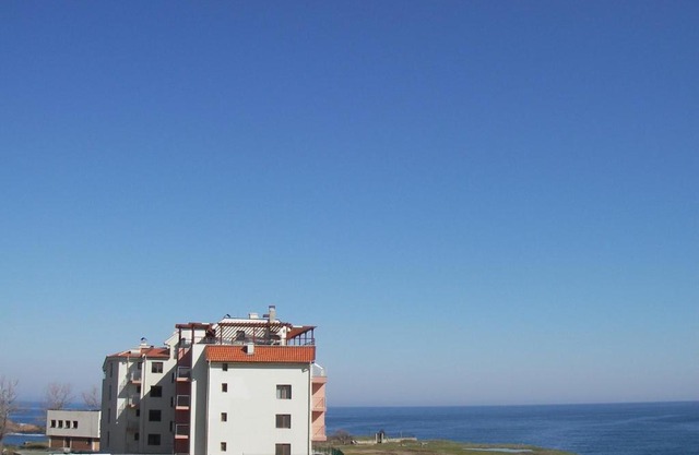Sunrise Apartments