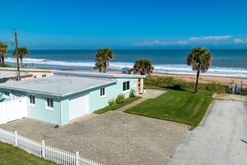 Sunrise Cottage Direct Oceanfront House