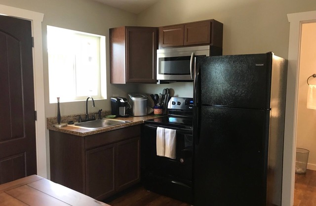 Sunrise Fly Shop Lodge Unité 2 Kitchenette