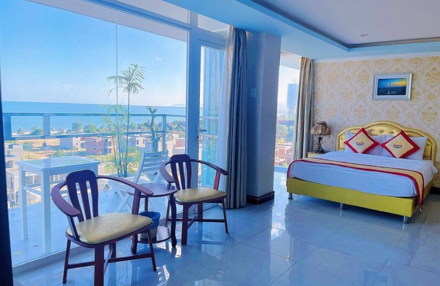 Sunrise Ninh Thuan Hotel