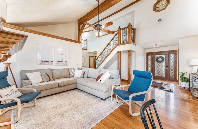 Sunrise Ranch - A Peaceful Country Stay + Hot Tub