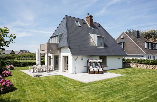 Sunset Beach House - Freistehendes Luxus-einzelhaus Zwischen Wenningstedter Dorfteich und Dünen
