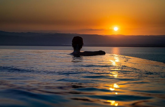 Sunset apartment in Samarah Dead Sea resort