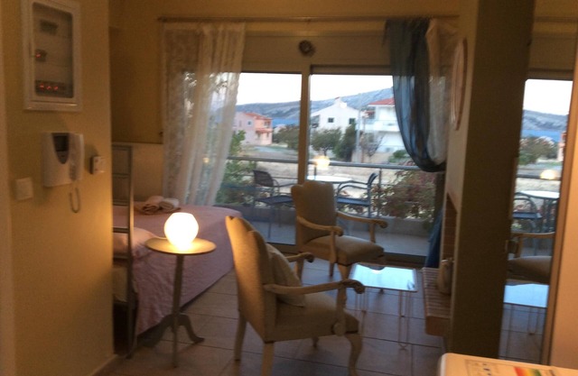 Atardecer en el cabo Sounio, estudio (00000333288)