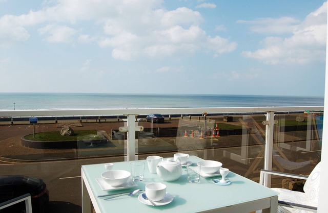 Sunset Bay Beach House in Tywyn