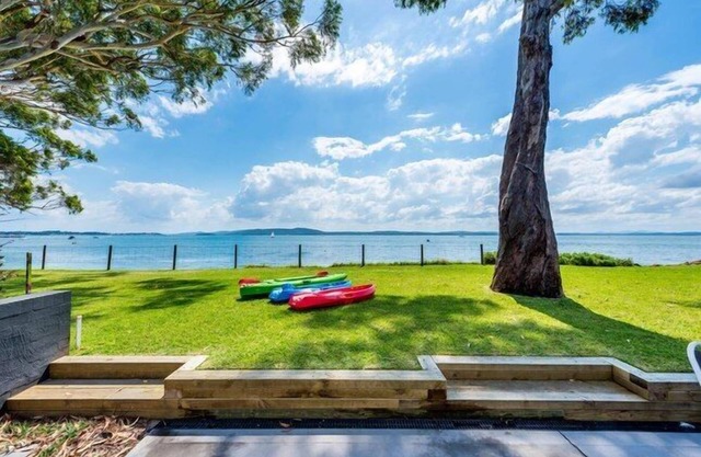 4 * GRATUITS * PORT DE MER DE LUXE AU PORT DE STEPHENS