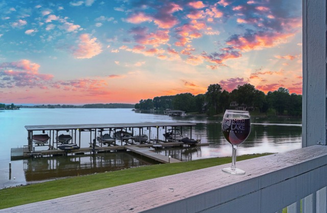Sunset Cove - Waterways lakefront retreat with boat slip, pool & beach - dogs OK