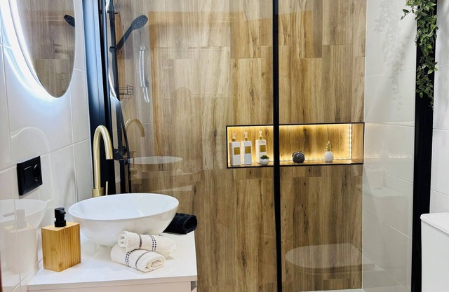 Sunset in Guadalest (your perfect getaway)