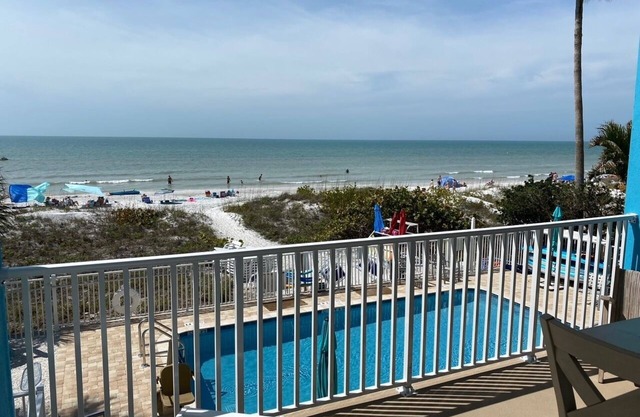 Privé OriginalBeachfront Cottage énorme balcon face au golfe