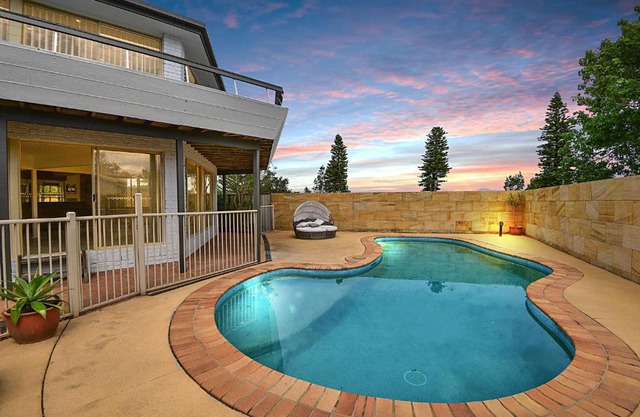 Sunset Lake House