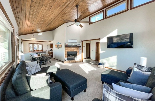 Sunset Mesa Hideaway | hot tub | new renovation