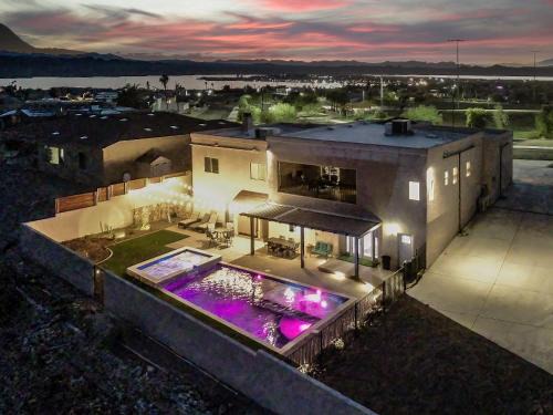 Sunset Oasis 7 Bedroom Family