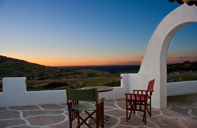 Sunset Rooms