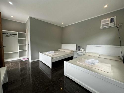 Sunset Villas Pool Villa 3