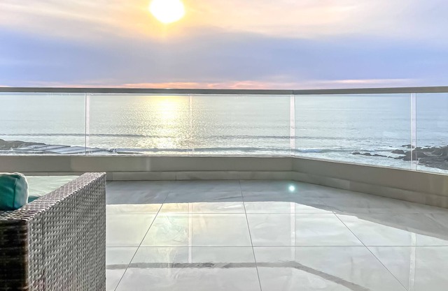 SunsetParadise/Jolla Excellence/3BR/Indoorpool
