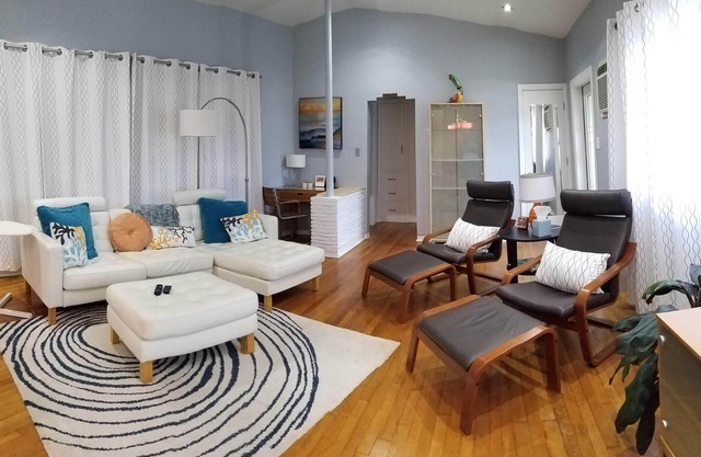 🌞Sunshine Cottage St Pete🌞-Home away from home!🏖️👙🩴