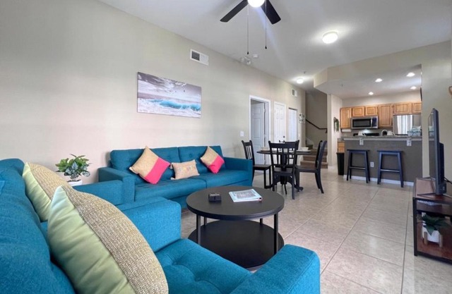 Sunshine Retreat 4 Bed Town Home-4017VBD townhouse