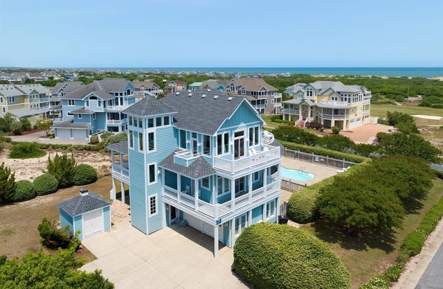 Eye View Bird: maison 6 BR / 4 BA Corolla, pour 18 personnes
